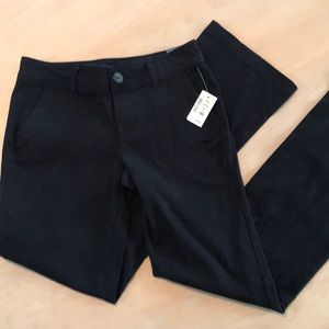 Aeropostale Classic Low Rise Black pants 00 SHORT